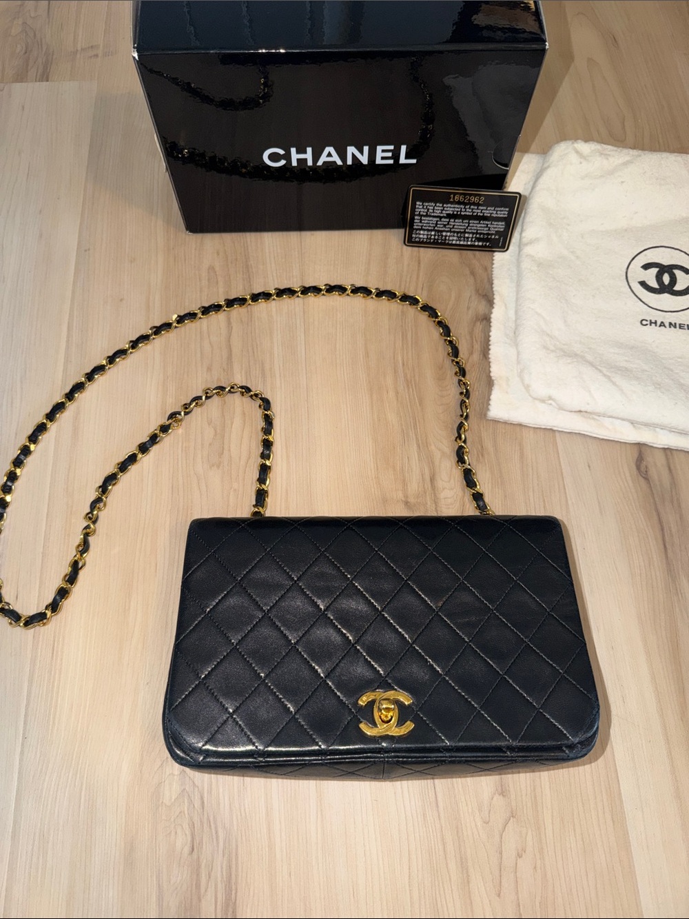 CHANEL Vintage Quilted Leather Shoulder Bag with Gold Chain and CC Turn-Lock
